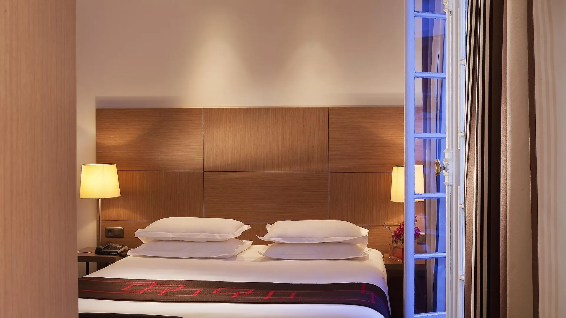 Hotel Villathena Parijs